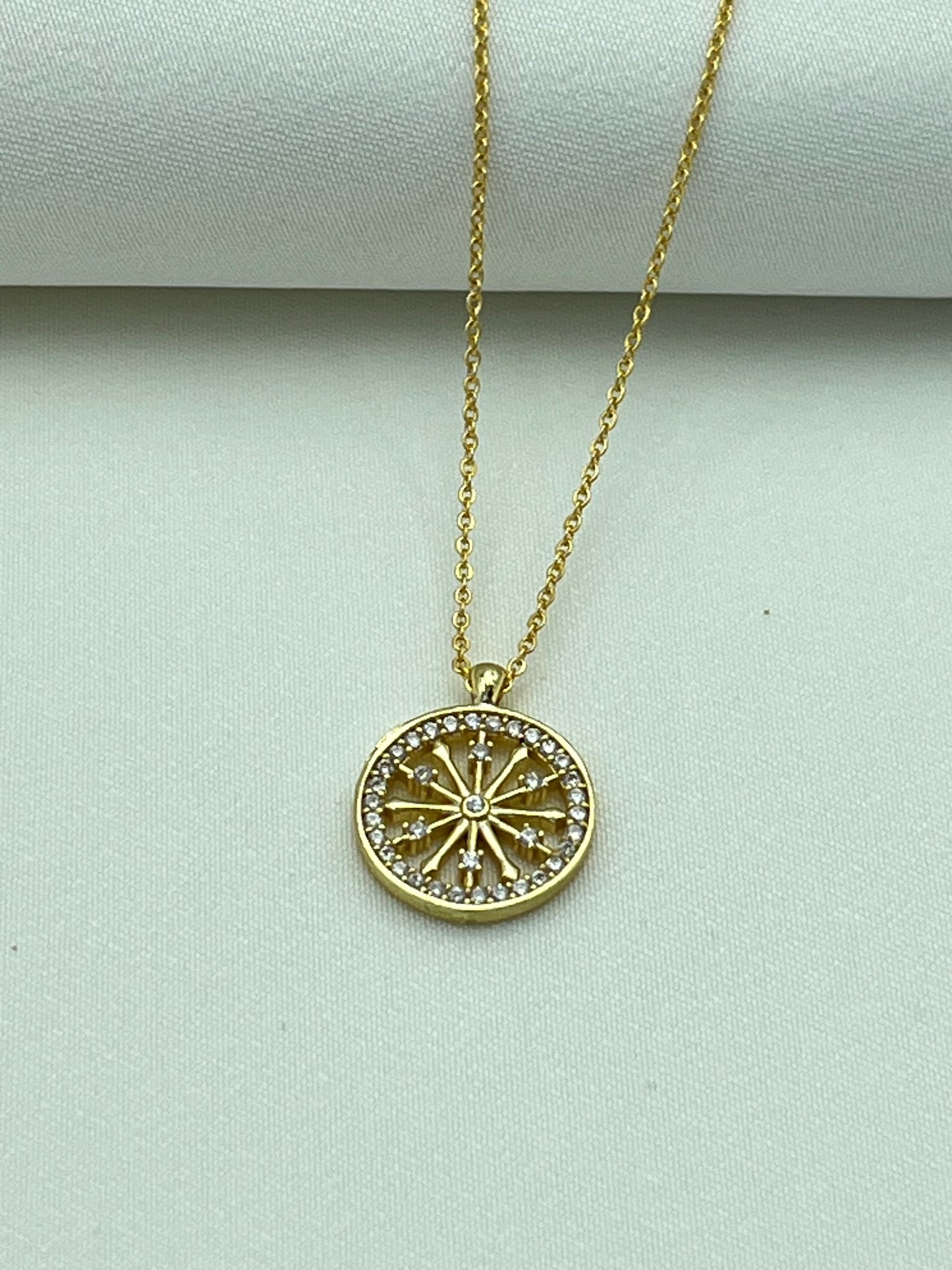 Alâ Vip Zirkon Kolye (Pusula)