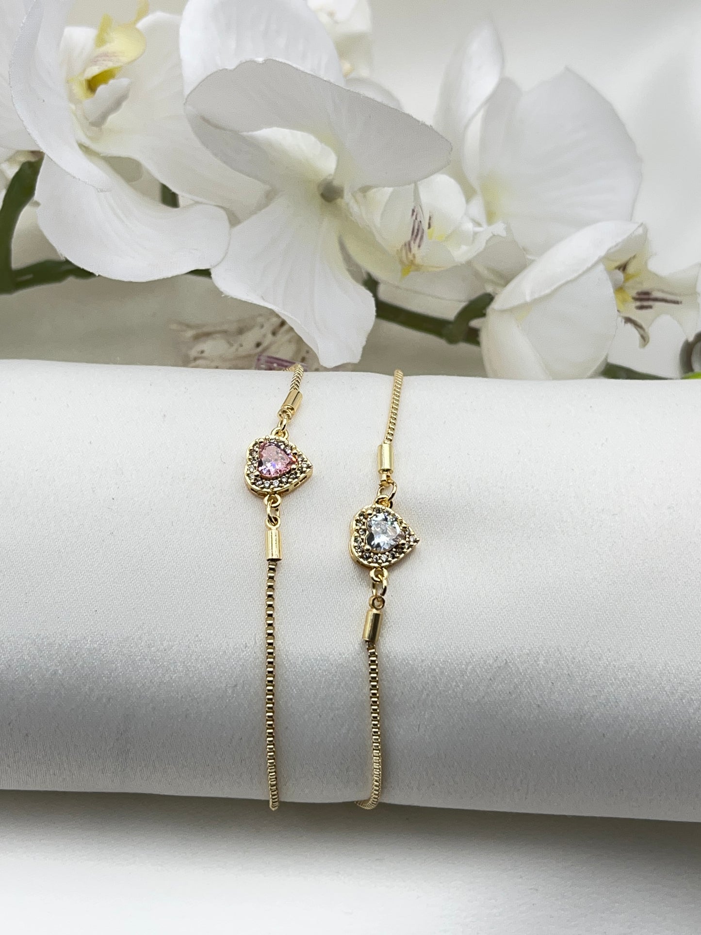 Kalp asansörlü bileklik