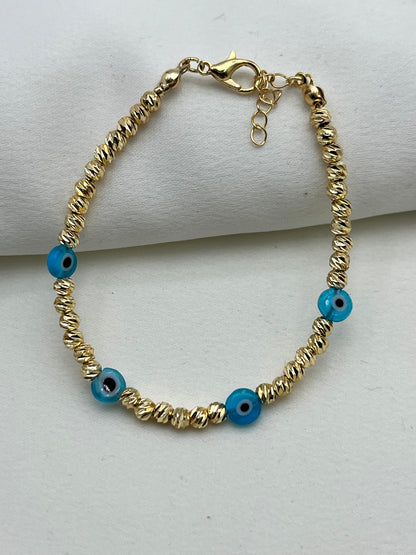 Mega Nazar Bileklik Kombin