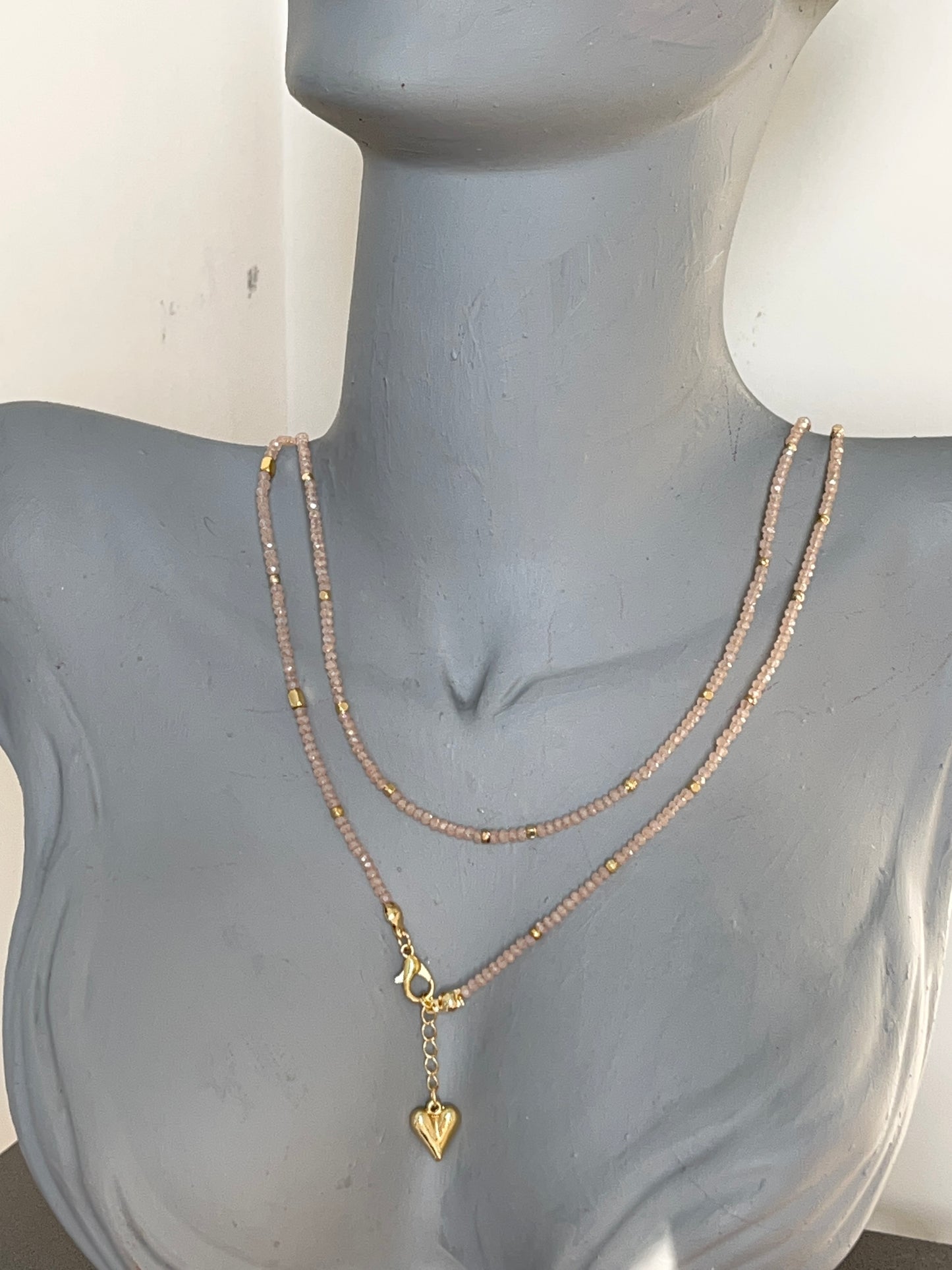 Alâ Dolamalı Pudra Kolye